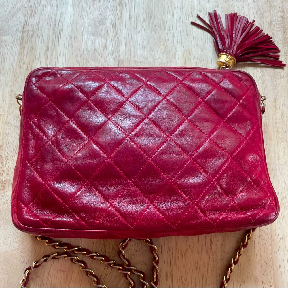 Chanel Red Quilted Leather Vintage Crossbody Handbag! 1986-1987. Good condition - Picture 7 of 16